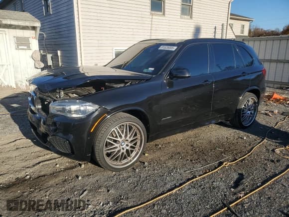 ✅ 2018 BMW X5 xDrive35i • VIN: 5UXKR0C57J0Y05886 • Лот: 91528005. Опубликован ранее на Copart с пробегом 90 449 миль. Бесплатный доступ к архиву аукционных продаж из США и подробный отчёт об истории автомобиля на DreamBid. Изображение 1.