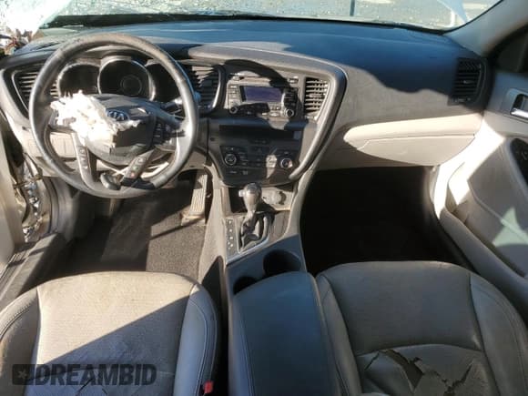 ✅ 2013 Kia Optima EX • VIN: 5XXGN4A79DG139387 • Lot: 89679335. Wystawiony na Copart z przebiegiem 167 242 mil. Bezpłatny archiwum sprzedaży aukcyjnych z USA i szczegółowy raport historii pojazdu na DreamBid. Zdjęcie 8.