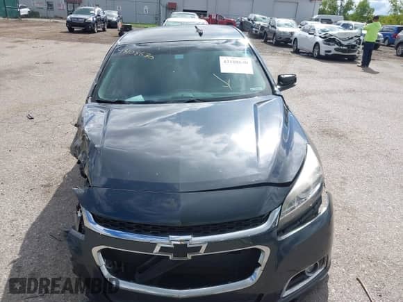 2016 Chevrolet Malibu LTZ z VIN 1G11E5SA4GU105094, wystawiony jako IAAI lot #43108630 z przebiegiem 105 242 mil mil oraz . Historia ofert i sprzedaży dostępna na DreamBid. Obrazek 12.
