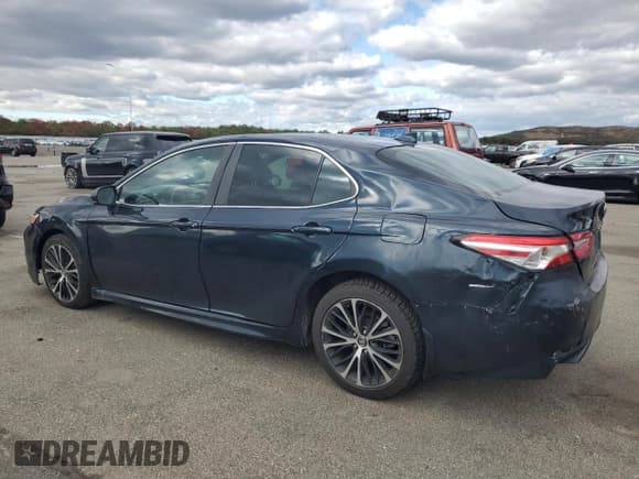 ✅ 2020 Toyota Camry SE • VIN: 4T1G11AK0LU315360 • Lot: 90763195. Listed on Copart with 177,868 mi. Free auction sales archive from the USA and detailed vehicle history report at DreamBid. Image 2.