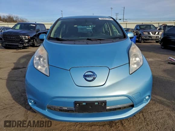 ✅ 2015 Nissan LEAF SL • VIN: 1N4AZ0CPXFC323424 • Lot: 93841125. Listed on Copart with 31,623 mi. Free auction sales archive from the USA and detailed vehicle history report at DreamBid. Image 5.