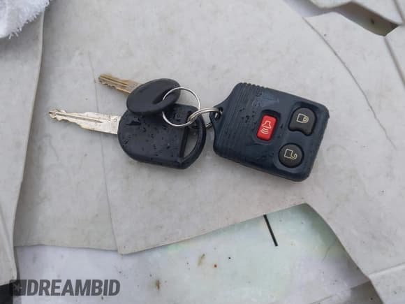 ✅ 2011 Ford Ranger XLT • VIN: 1FTKR4EE7BPA86220 • Lot: 41116420. Listed on IAAI with 269,530 mi. Free auction sales archive from the USA and detailed vehicle history report at DreamBid. Image 11.