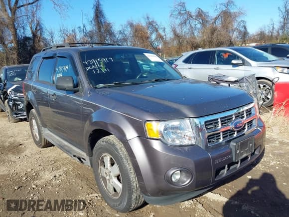 ✅ 2009 Ford Escape XLT • VIN: 1FMCU03799KC86292 • Lot: 43915919. Listed on IAAI with 163,766 mi. Free auction sales archive from the USA and detailed vehicle history report at DreamBid. Image 6.