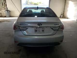 2011 Hyundai Sonata Hybrid z VIN KMHEC4A41BA002810, wystawiony jako Copart lot #86480695 z przebiegiem 131 183 mil mil oraz Szkoda całkowita • Salvage title. Historia ofert i sprzedaży dostępna na DreamBid. Obrazek 6.