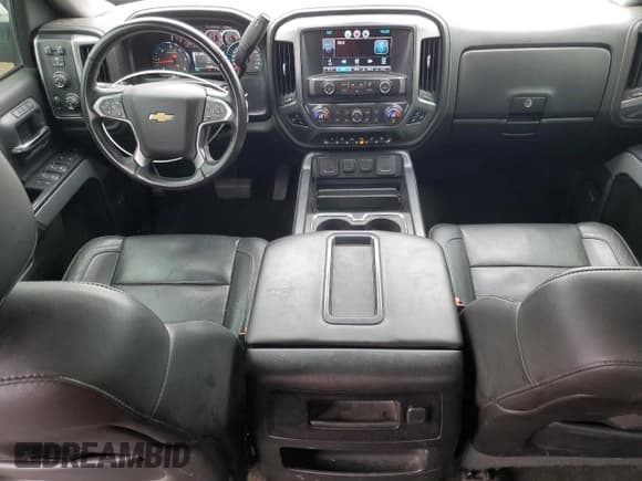 ✅ 2015 Chevrolet Silverado 1500 LTZ • VIN: 3GCUKSEJ7FG338198 • Lot: 82317195. Listed on Copart with 119,785 mi. Free auction sales archive from the USA and detailed vehicle history report at DreamBid. Image 8.
