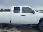 ✅ 2013 Chevrolet Silverado 2500HD Work Truck • VIN: 1GC2KVCG3DZ291362 • Lot: 42687033. Listed on IAAI with 324,162 mi. Free auction sales archive from the USA and detailed vehicle history report at DreamBid. Image 13.