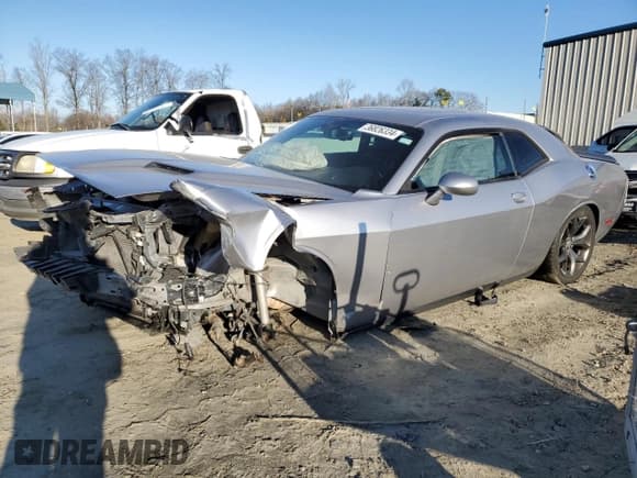 ✅ 2015 Dodge Challenger SXT Plus • VIN: 2C3CDZBG9FH707770 • Lot: 36826334. Wystawiony na Copart z przebiegiem 103 067 mil. Bezpłatny archiwum sprzedaży aukcyjnych z USA i szczegółowy raport historii pojazdu na DreamBid. Zdjęcie 1.