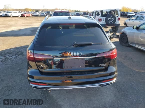 ✅ 2020 Audi A4 allroad Premium Plus • VIN: WA18NAF43LA048377 • Лот: 90803855. Опубликован ранее на Copart с пробегом 65 616 миль. Бесплатный доступ к архиву аукционных продаж из США и подробный отчёт об истории автомобиля на DreamBid. Изображение 6.