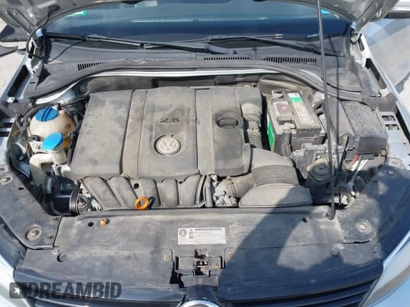 ✅ 2011 Volkswagen Jetta SE • VIN: 3VWDZ7AJ4BM302749 • Lot: 43187484. Wystawiony na IAAI z przebiegiem 199 629 mil. Bezpłatny archiwum sprzedaży aukcyjnych z USA i szczegółowy raport historii pojazdu na DreamBid. Zdjęcie 10.