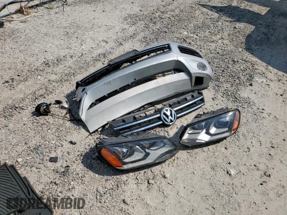 ✅ 2013 Volkswagen Touareg Sport • VIN: WVGEP9BP0DD013339 • Лот: 82204715. Опубликован ранее на Copart с пробегом 159 425 миль. Бесплатный доступ к архиву аукционных продаж из США и подробный отчёт об истории автомобиля на DreamBid. Изображение 13.