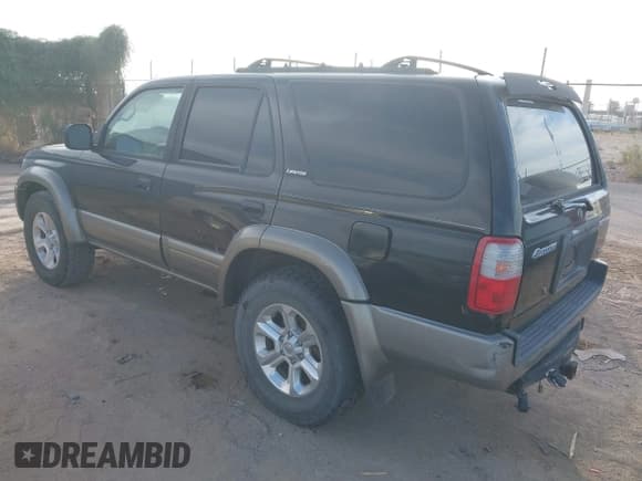 ✅ 2000 Toyota 4Runner Limited • VIN: JT3HN87RXY9044686 • Lot: 43708322. Listed on IAAI with Not provided. Free auction sales archive from the USA and detailed vehicle history report at DreamBid. Image 3.