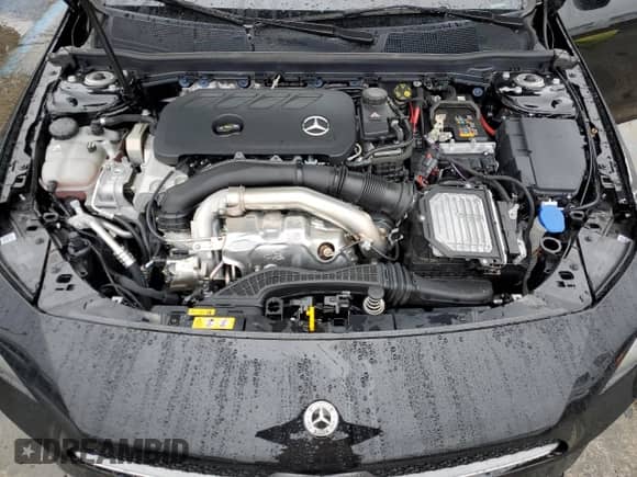 2024 Mercedes-Benz CLA 250 с VIN W1K5J4GB4RN456378, выставлен на аукционе Copart как лот 45326235 с пробегом 7 687 миль миль и Списание • Salvage title. История ставок и продаж доступна на DreamBid. Изображение 11.