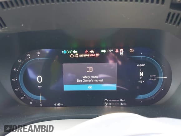 ✅ 2024 Volvo XC60 Ultimate Dark Theme • VIN: YV4H60DM2R1946829 • Lot: 43343304. Listed on IAAI with 4,183 mi. Free auction sales archive from the USA and detailed vehicle history report at DreamBid. Image 7.