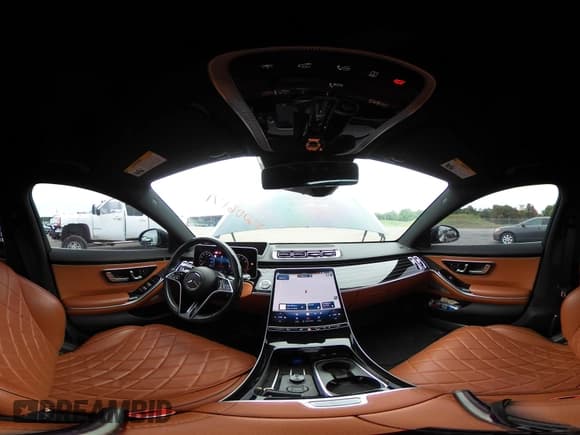 ✅ 2024 Mercedes-Benz S 580 • VIN: W1K6G7GB5RA292215 • Лот: 43006171. Опубликован ранее на IAAI с пробегом 36 822 миль. Бесплатный доступ к архиву аукционных продаж из США и подробный отчёт об истории автомобиля на DreamBid. Изображение 18.