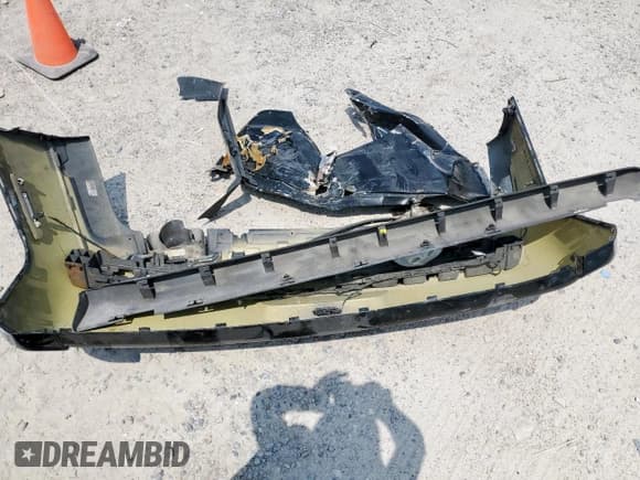 ✅ 2007 Chevrolet Equinox LS • VIN: 2CNDL13F776037106 • Лот: 57522075. Опубликован ранее на Copart с пробегом 293 086 миль. Бесплатный доступ к архиву аукционных продаж из США и подробный отчёт об истории автомобиля на DreamBid. Изображение 13.