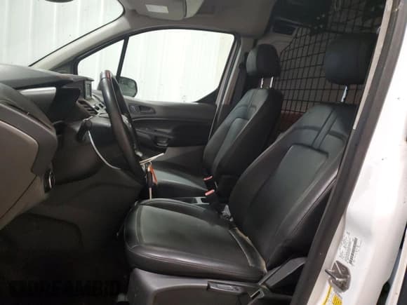 ✅ 2019 Ford Transit Connect XL • VIN: NM0LS7E28K1414633 • Lot: 96016895. Wystawiony na Copart z przebiegiem 206 185 mil. Bezpłatny archiwum sprzedaży aukcyjnych z USA i szczegółowy raport historii pojazdu na DreamBid. Zdjęcie 7.