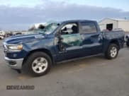 ✅ 2023 Ram 1500 Big Horn • VIN: 1C6SRFFT4PN655611 • Lot: 93857515. Wystawiony na Copart z przebiegiem 17 357 mil. Bezpłatny archiwum sprzedaży aukcyjnych z USA i szczegółowy raport historii pojazdu na DreamBid. Zdjęcie 1.