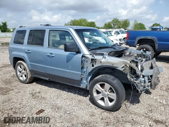 ✅ 2013 Jeep Patriot Limited • VIN: 1C4NJPCBXDD172012 • Lot: 53901365. Wystawiony na Copart z przebiegiem 240 286 mil. Bezpłatny archiwum sprzedaży aukcyjnych z USA i szczegółowy raport historii pojazdu na DreamBid. Zdjęcie 4.