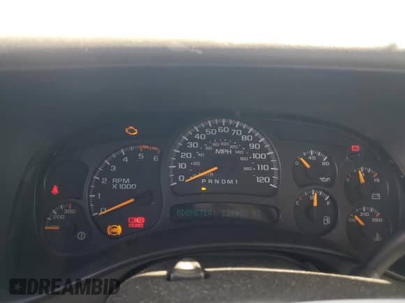 ✅ 2006 Chevrolet Silverado 2500HD LT2 • VIN: 1GCHC23G26F173975 • Lot: 82611505. Wystawiony na Copart z przebiegiem 139 492 mil. Bezpłatny archiwum sprzedaży aukcyjnych z USA i szczegółowy raport historii pojazdu na DreamBid. Zdjęcie 9.