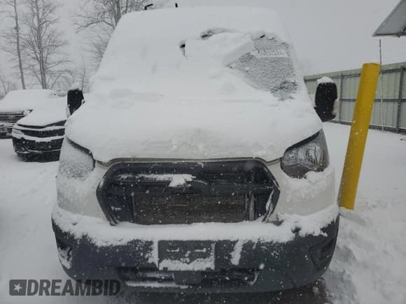 ✅ 2020 Ford Transit Cargo • VIN: 1FTBR2C86LKB45032 • Lot: 86892024. Listed on Copart with 186,601 mi. Free auction sales archive from the USA and detailed vehicle history report at DreamBid. Image 5.