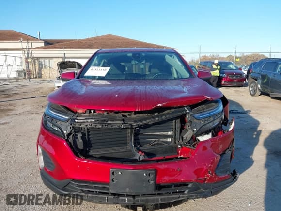 ✅ 2024 Chevrolet Equinox LT • VIN: 3GNAXUEG8RL374800 • Lot: 43523530. Listed on IAAI with 10,368 mi. Free auction sales archive from the USA and detailed vehicle history report at DreamBid. Image 12.