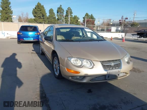 ✅ 2000 Chrysler 300M M • VIN: 2C3HE66G9YH131418 • Lot: 41037724. Listed on IAAI with 227,344 mi. Free auction sales archive from the USA and detailed vehicle history report at DreamBid. Image 1.