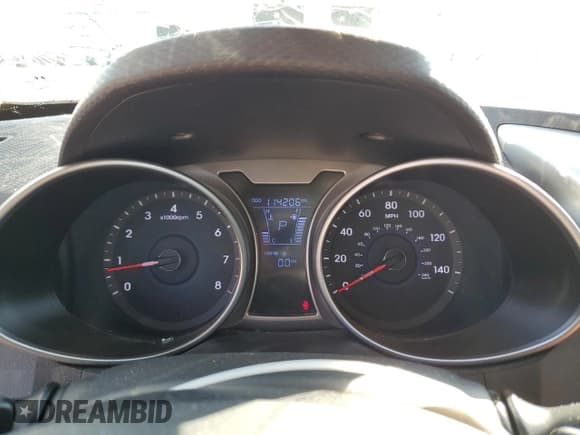 ✅ 2016 Hyundai Veloster • VIN: KMHTC6AD4GU277791 • Lot: 76111554. Wystawiony na Copart z przebiegiem 114 206 mil. Bezpłatny archiwum sprzedaży aukcyjnych z USA i szczegółowy raport historii pojazdu na DreamBid. Zdjęcie 9.