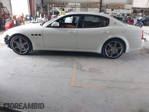✅ 2013 Maserati Quattroporte S • VIN: ZAM39NKA7D0066682 • Lot: 42662199. Listed on IAAI with 36,294 mi. Free auction sales archive from the USA and detailed vehicle history report at DreamBid. Image 15.