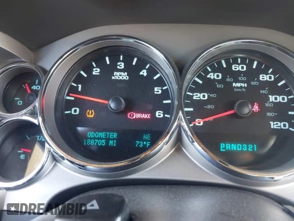 ✅ 2009 Chevrolet Silverado 1500 • VIN: 2GCEC290691114694 • Lot: 41857504. Wystawiony na IAAI z przebiegiem 188 705 mil. Bezpłatny archiwum sprzedaży aukcyjnych z USA i szczegółowy raport historii pojazdu na DreamBid. Zdjęcie 7.