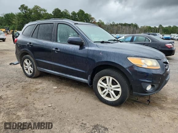 ✅ 2011 Hyundai Santa Fe SE • VIN: 5XYZH4AG0BG045603 • Lot: 83843975. Wystawiony na Copart z przebiegiem 201 757 mil. Bezpłatny archiwum sprzedaży aukcyjnych z USA i szczegółowy raport historii pojazdu na DreamBid. Zdjęcie 4.