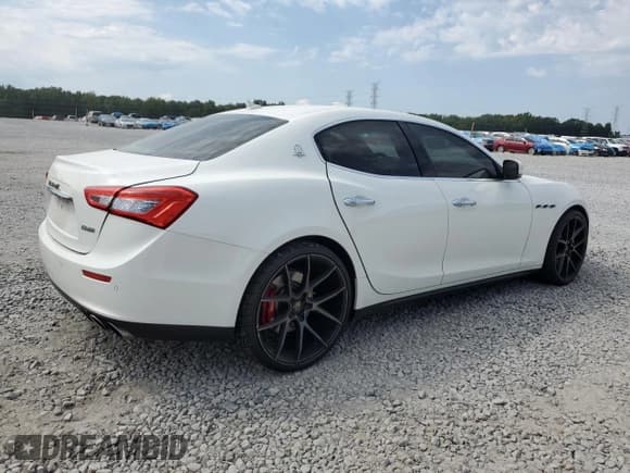 ✅ 2016 Maserati Ghibli S • VIN: ZAM57RSA0G1183122 • Lot: 71105145. Wystawiony na Copart z przebiegiem 78 097 mil. Bezpłatny archiwum sprzedaży aukcyjnych z USA i szczegółowy raport historii pojazdu na DreamBid. Zdjęcie 3.