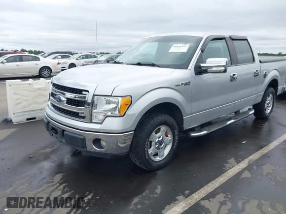 ✅ 2013 Ford F-150 XLT • VIN: 1FTEW1CMXDFB31903 • Лот: 43434352. Опубликован ранее на IAAI с пробегом 153 055 миль. Бесплатный доступ к архиву аукционных продаж из США и подробный отчёт об истории автомобиля на DreamBid. Изображение 17.