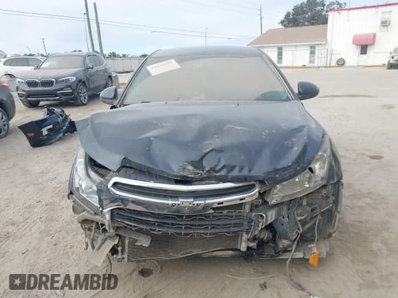 ✅ 2015 Chevrolet Cruze LT • VIN: 1G1PC5SB8F7259166 • Lot: 43535489. Listed on IAAI with 70,739 mi. Free auction sales archive from the USA and detailed vehicle history report at DreamBid. Image 13.