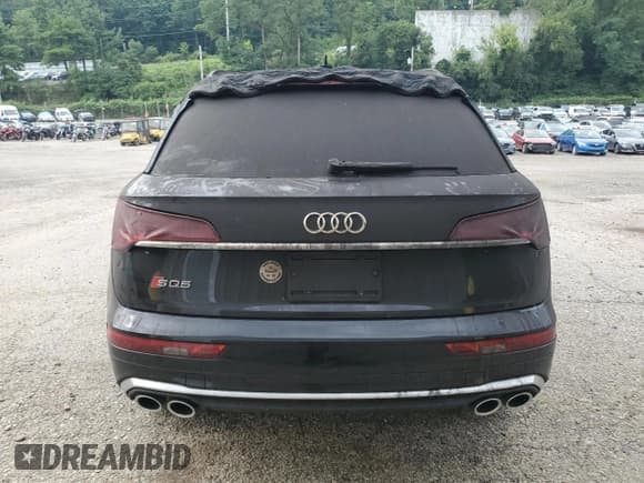 ✅ 2022 Audi SQ5 Premium Plus • VIN: WA1B4AFY2N2092122 • Лот: 66394155. Опубликован ранее на Copart с пробегом 25 888 миль. Бесплатный доступ к архиву аукционных продаж из США и подробный отчёт об истории автомобиля на DreamBid. Изображение 6.