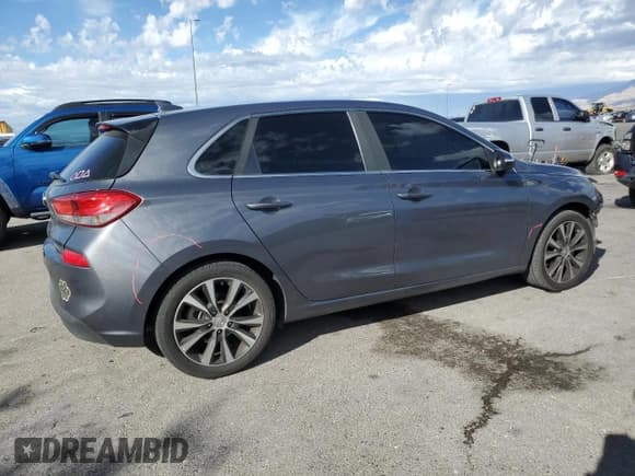 ✅ 2018 Hyundai Elantra • VIN: KMHH35LE1JU069607 • Lot: 85716395. Listed on Copart with 80,343 mi. Free auction sales archive from the USA and detailed vehicle history report at DreamBid. Image 3.
