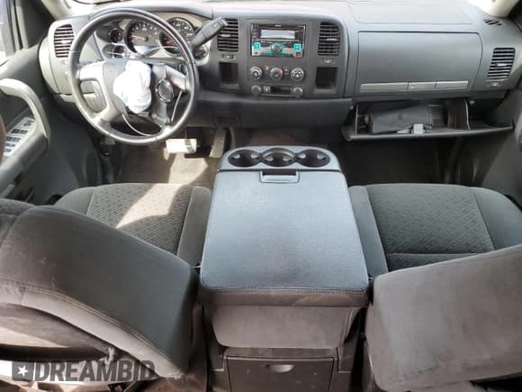 ✅ 2008 Chevrolet Silverado 1500 1LT • VIN: 3GCEC13CX8G277660 • Lot: 71298374. Listed on Copart with 131,747 mi. Free auction sales archive from the USA and detailed vehicle history report at DreamBid. Image 8.