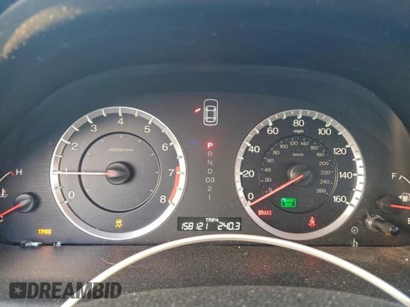 ✅ 2011 Honda Accord EX-L • VIN: 1HGCP3F87BA032031 • Lot: 94960655. Wystawiony na Copart z przebiegiem 158 121 mil. Bezpłatny archiwum sprzedaży aukcyjnych z USA i szczegółowy raport historii pojazdu na DreamBid. Zdjęcie 9.