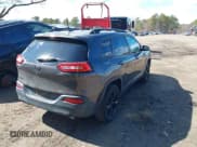 ✅ 2017 Jeep Cherokee Limited • VIN: 1C4PJMDS7HW560881 • Lot: 41749358. Wystawiony na IAAI z przebiegiem 113 415 mil. Bezpłatny archiwum sprzedaży aukcyjnych z USA i szczegółowy raport historii pojazdu na DreamBid. Zdjęcie 4.