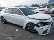 ✅ 2024 Honda Civic Sport Touring • VIN: 19XFL1G80RE001267 • Lot: 42986723. Wystawiony na IAAI z przebiegiem 9 601 mil. Bezpłatny archiwum sprzedaży aukcyjnych z USA i szczegółowy raport historii pojazdu na DreamBid. Zdjęcie 14.