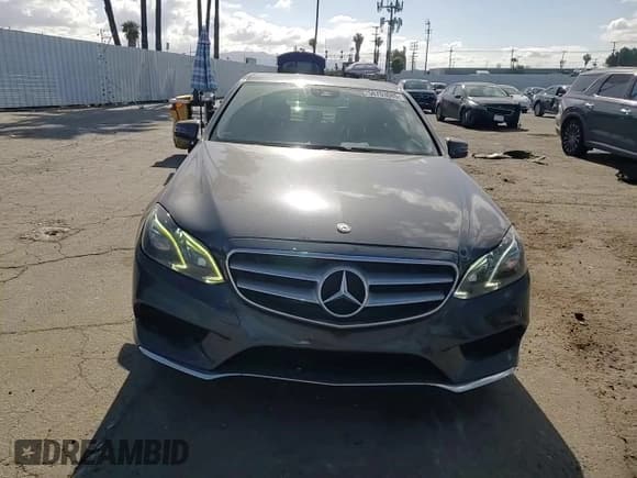 ✅ 2014 Mercedes-Benz E 350 Sport • VIN: WDDHF5KB2EA896323 • Lot: 56703085. Listed on Copart with 125,173 mi. Free auction sales archive from the USA and detailed vehicle history report at DreamBid. Image 13.