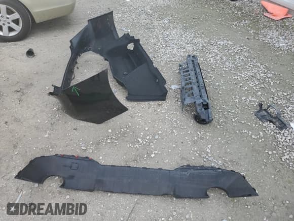 ✅ 2022 BMW 2 Series 230i • VIN: 3MW23CM06N8C37176 • Lot: 45566284. Listed on Copart with 13,201 mi. Free auction sales archive from the USA and detailed vehicle history report at DreamBid. Image 12.