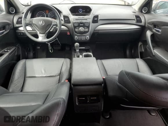 ✅ 2018 Acura RDX • VIN: 5J8TB3H31JL004440 • Lot: 81317385. Wystawiony na Copart z przebiegiem 58 093 mil. Bezpłatny archiwum sprzedaży aukcyjnych z USA i szczegółowy raport historii pojazdu na DreamBid. Zdjęcie 8.