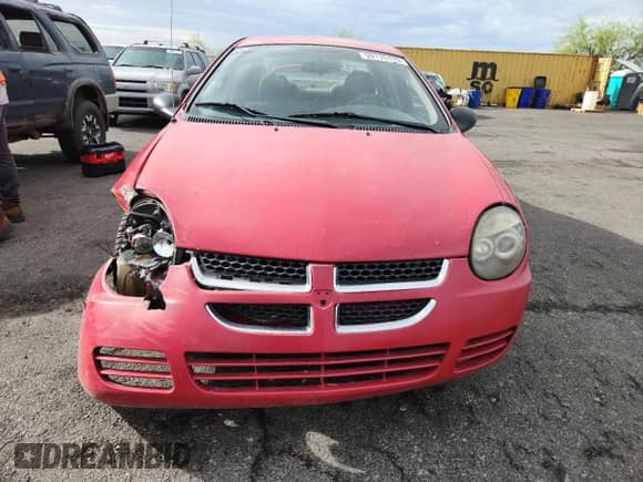 2005 Dodge Neon SXT z VIN 1B3ES56C85D129135, wystawiony jako Copart lot #59115175 z przebiegiem 148 140 mil mil oraz Szkoda całkowita • Salvage title. Historia ofert i sprzedaży dostępna na DreamBid. Obrazek 5.