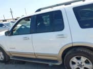 ✅ 2005 Ford Explorer Eddie Bauer • VIN: 1FMZU64W85ZA54450 • Lot: 43174280. Wystawiony na IAAI z przebiegiem 206 009 mil. Bezpłatny archiwum sprzedaży aukcyjnych z USA i szczegółowy raport historii pojazdu na DreamBid. Zdjęcie 14.