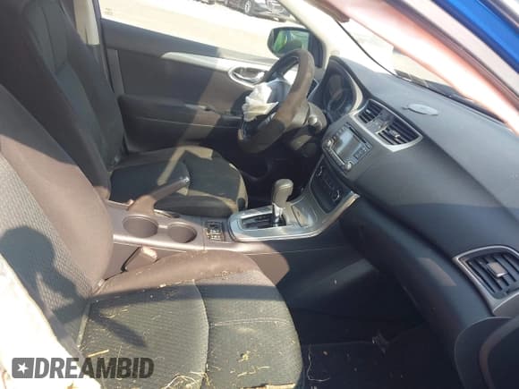 ✅ 2015 Nissan Sentra SV • VIN: 3N1AB7AP1FY289183 • Lot: 42828345. Wystawiony na IAAI z przebiegiem 83 415 mil. Bezpłatny archiwum sprzedaży aukcyjnych z USA i szczegółowy raport historii pojazdu na DreamBid. Zdjęcie 5.