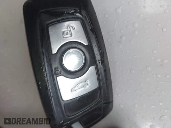 ✅ 2013 BMW 3 Series 328i • VIN: WBA3C1C58DF442266 • Lot: 43709088. Listed on IAAI with 197,603 mi. Free auction sales archive from the USA and detailed vehicle history report at DreamBid. Image 11.