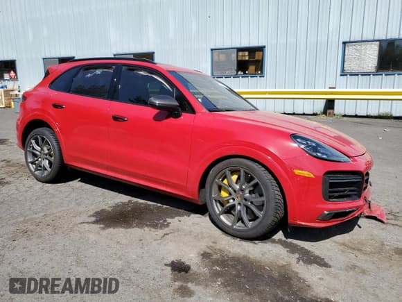 ✅ 2022 Porsche Cayenne Turbo • VIN: WP1AF2AY1NDA44204 • Lot: 60110445. Wystawiony na Copart z przebiegiem 31 087 mil. Bezpłatny archiwum sprzedaży aukcyjnych z USA i szczegółowy raport historii pojazdu na DreamBid. Zdjęcie 4.