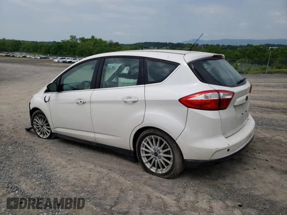 ✅ 2016 Ford C-Max SEL • VIN: 1FADP5CU5GL111957 • Lot: 56651525. Wystawiony na Copart z przebiegiem Nie podano. Bezpłatny archiwum sprzedaży aukcyjnych z USA i szczegółowy raport historii pojazdu na DreamBid. Zdjęcie 2.