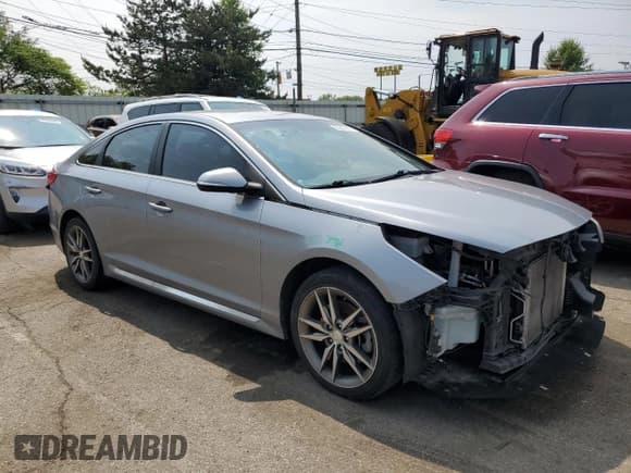 ✅ 2017 Hyundai Sonata Sport • VIN: 5NPE34AB7HH575599 • Лот: 53259343. Опубликован ранее на Copart с пробегом 133 396 миль. Бесплатный доступ к архиву аукционных продаж из США и подробный отчёт об истории автомобиля на DreamBid. Изображение 4.