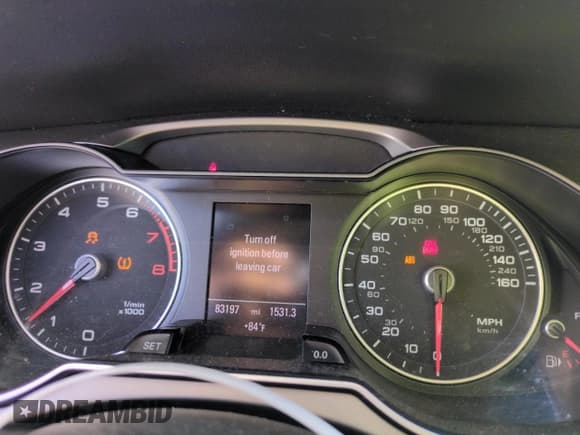 ✅ 2014 Audi A4 Premium Plus • VIN: WAUHFAFL7EA090125 • Лот: 51966035. Опубликован ранее на Copart с пробегом 83 197 миль. Бесплатный доступ к архиву аукционных продаж из США и подробный отчёт об истории автомобиля на DreamBid. Изображение 9.